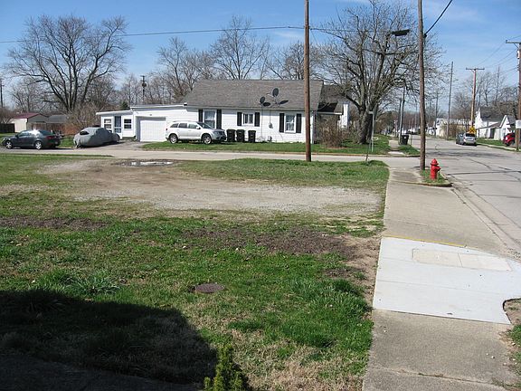 4th image of 288 Doan St