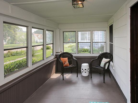 307 montrose ave-103
