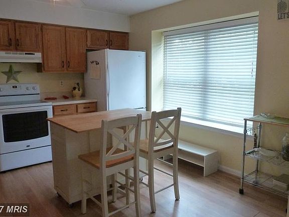 3rd image of 2 Catoctin Highlands Cir