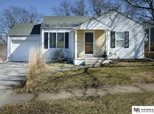 3869 N 65th St, Omaha, NE 68104