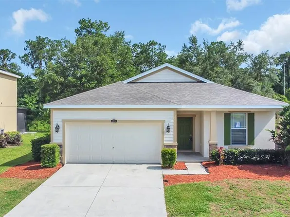 2703 Walden Woods Dr, Plant City, FL 33566