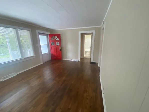 2122 Violet St, Winston Salem, NC 27127