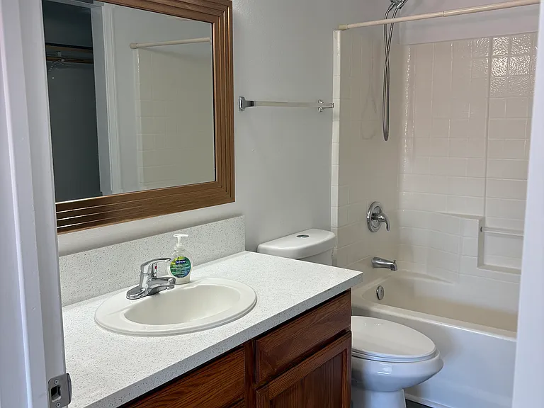 73538 Sun Valley Dr #4 — Photo 7