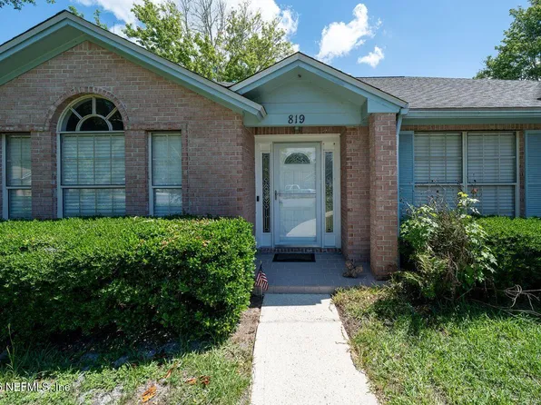 819 WICKLOW Court, Orange Park, FL 32065