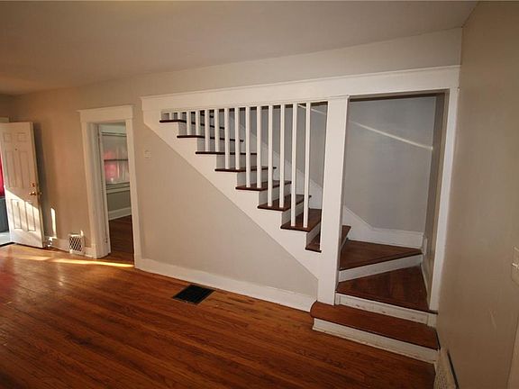 4th image of 6900 Agnes Ave