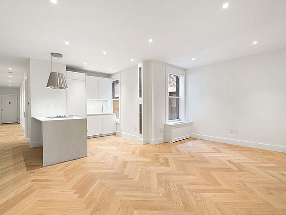 5th image of 336 W 95th St APT 41