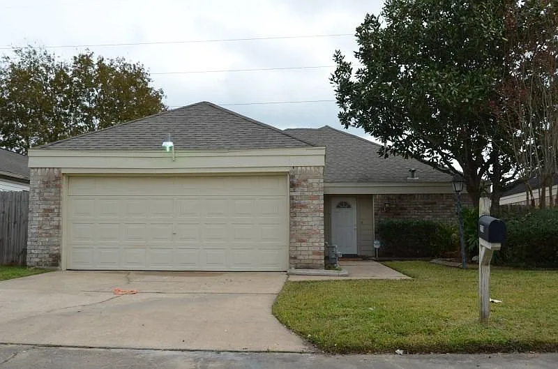 2518 Creekway Cir