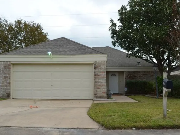 2518 Creekway Cir, Missouri City, TX 77459