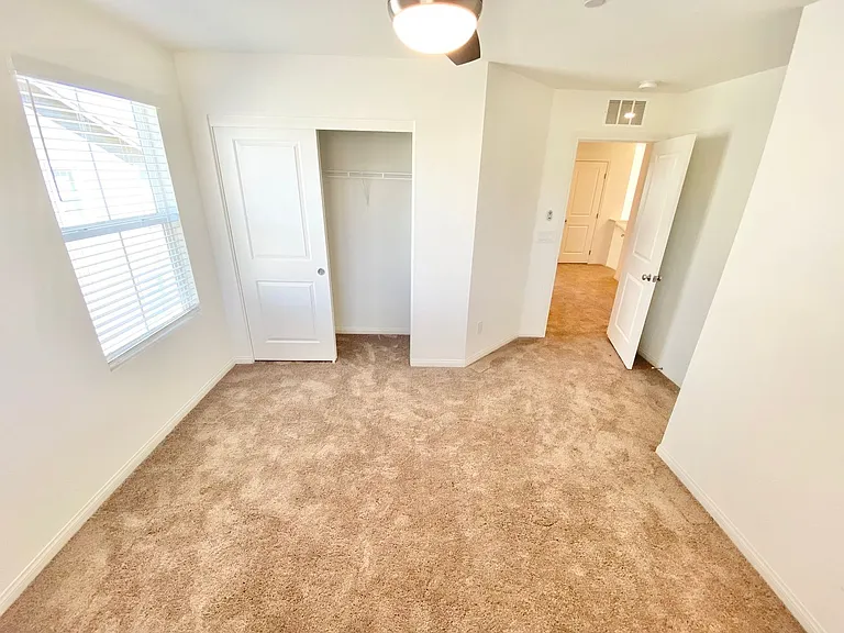 2610 Ercolano St — Photo 32