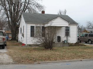 1112 N West Ave, Springfield, MO 65802