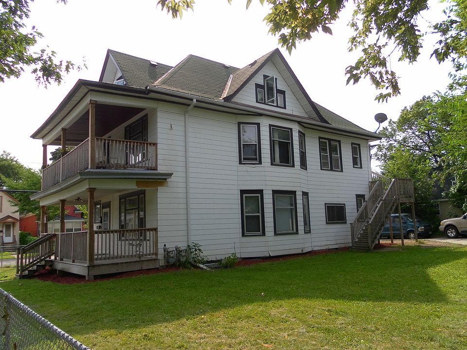 1st image of 382 Lafond Ave