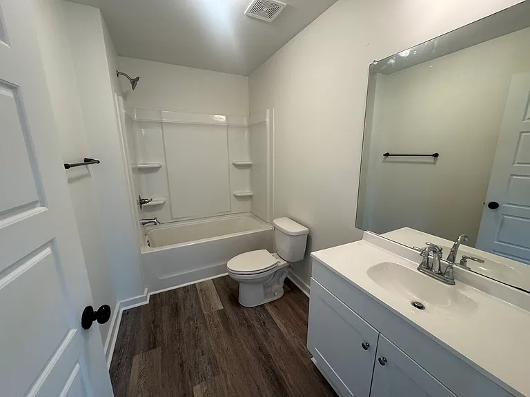 165 Sunlight Cir — Photo 17