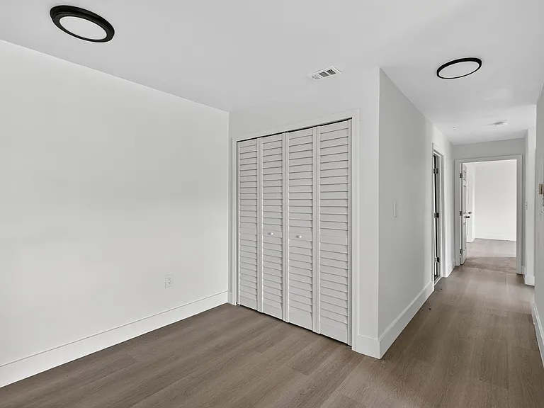 Cascades at Clear Lake Apartments — Photo 33