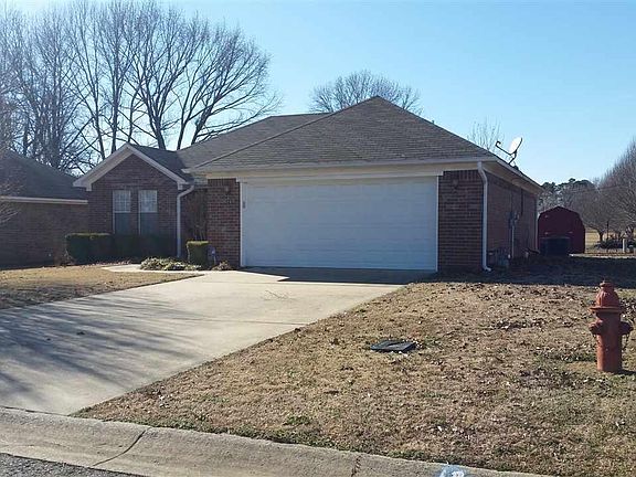 2nd image of 18 Whispering Wind Cir