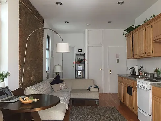Rented by Best Apartments North Inc | media 18