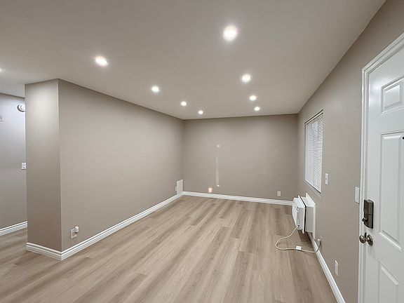 5th image of 374 N Avenue 57 #10