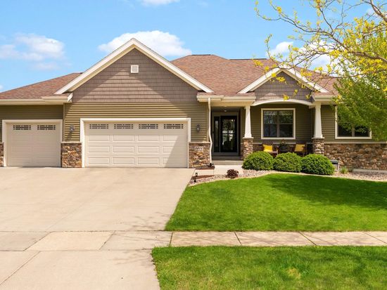 1411 Spahn Dr, Waunakee, WI 53597