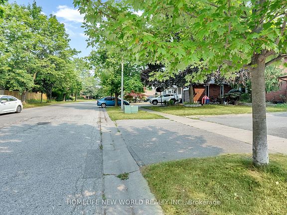 3rd image of 1251 Fawndale Rd
