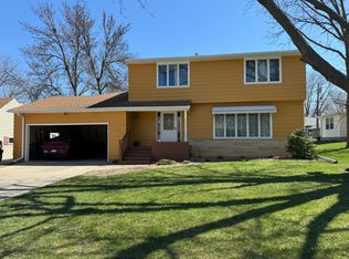 1204 Kent Ave, Albert Lea, MN 56007