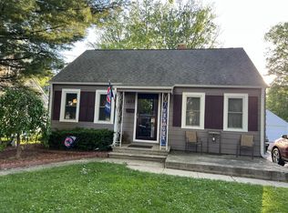 1403 7th Ave, Sterling, IL 61081