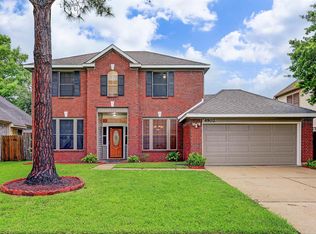 4902 Heritage Plains Dr, Friendswood, TX 77546