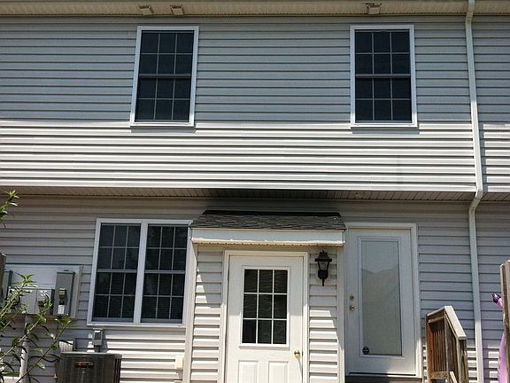 2nd image of 2426 Millwood Loop