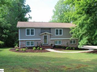 205 Mount Forest Cir, Easley, SC 29640