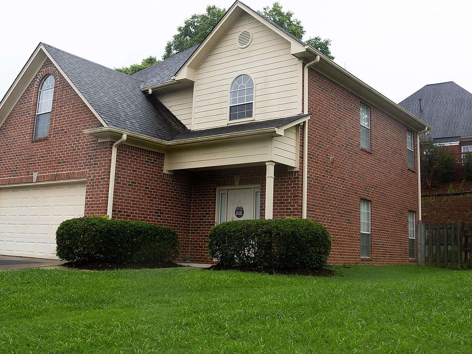 1st image of 301 Springdale Dr