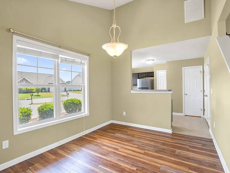 160 Collinwood Dr — Photo 15