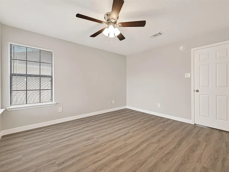 8617 Mapletwist St — Photo 35