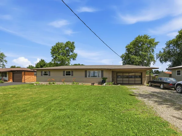 520 E Pike St, Kirklin, IN 46050