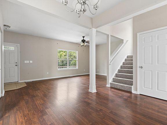 5th image of 12774 Ellsworth Pl