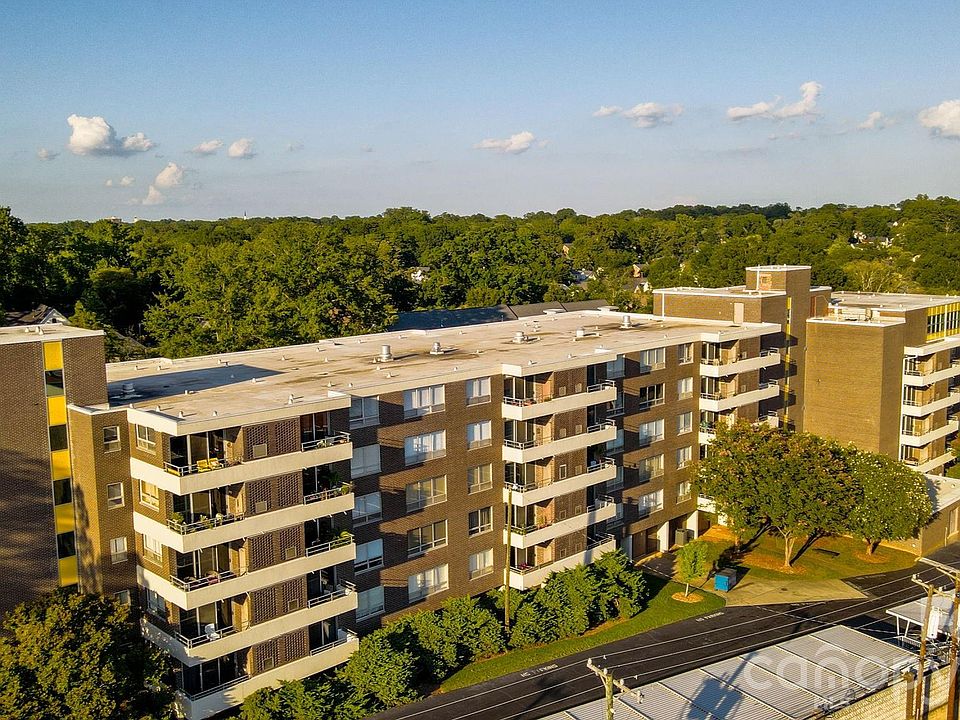 1st image of 1300 Reece Rd #412