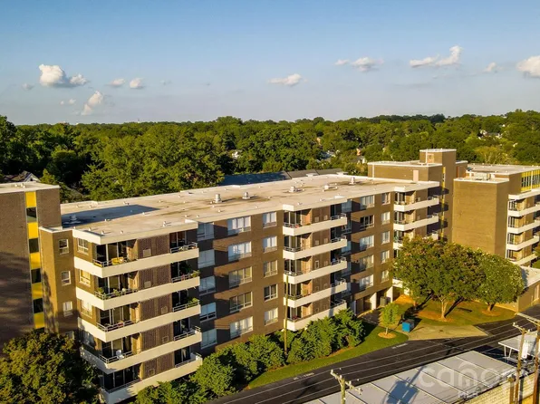 1300 Reece Rd #412, Charlotte, NC 28209