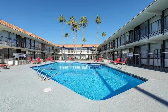 Swimming Pool | Mezona on Main