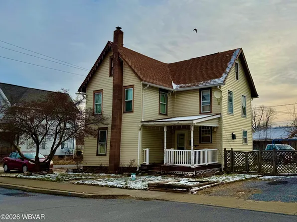 106 N Lincoln Ave, Jersey Shore, PA 17740