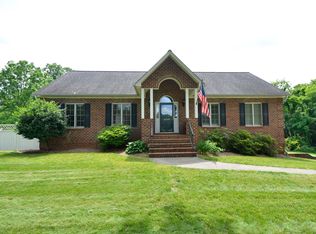5633 Main St, Pfafftown, NC 27040