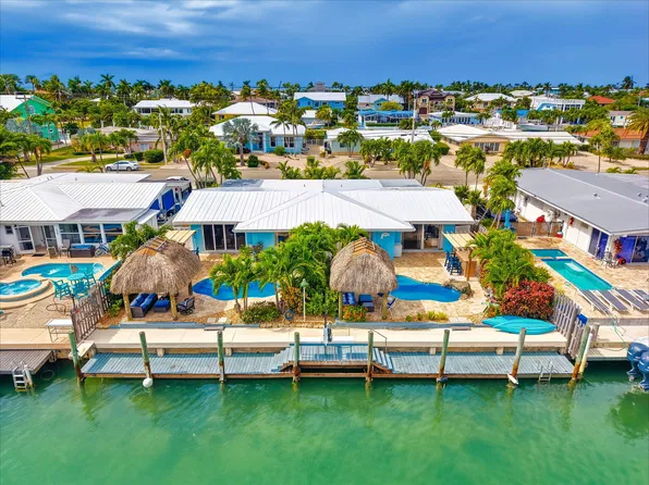 240-250 11th St, Key Colony Beach, FL 33051
