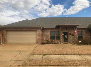 6169 Rachelle Dr, Alexandria, LA 71303