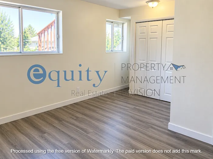 4 bed, 1.0 bath, 1606 sqft, $1,895 — Photo 2