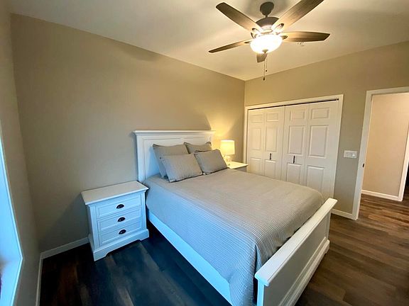 3rd image of 608 Pine Ct #11002376
