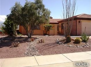 831 W Welcome Way, Green Valley, AZ 85614