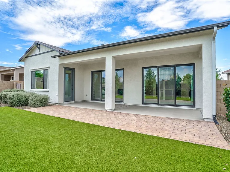 6881 Claret Dr — Photo 21