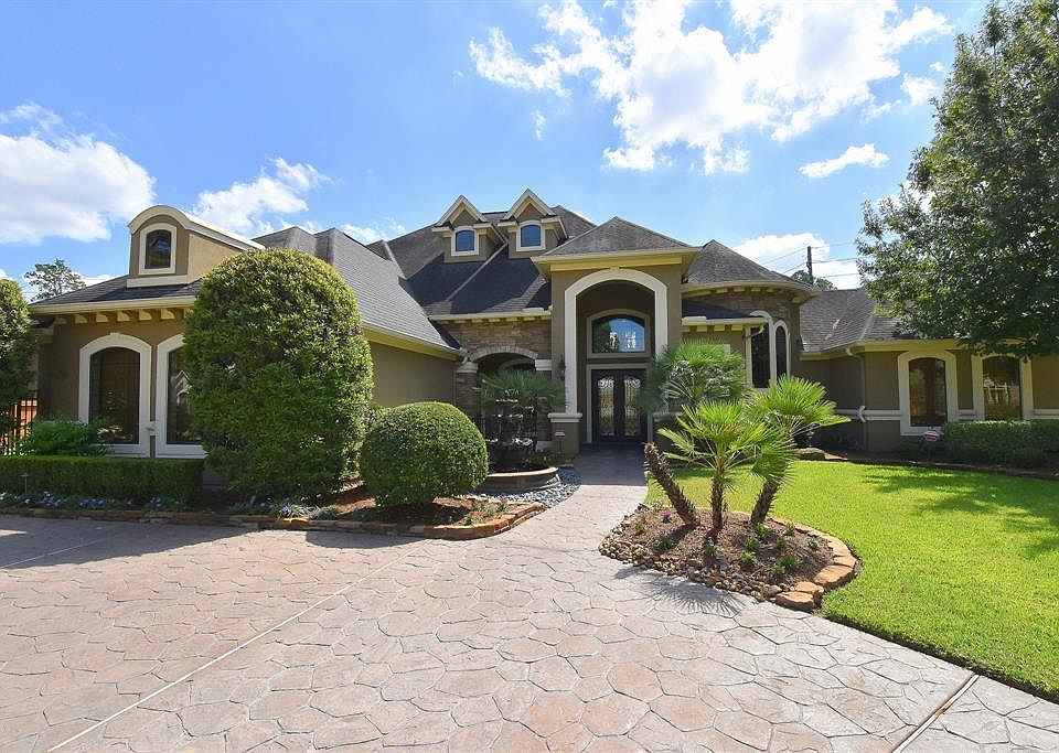 1st image of 13706 Leon Springs Ln
