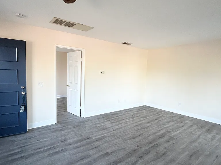 8480 New Salem St #100 — Photo 3