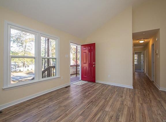 2nd image of 5619 Winterleaf Dr