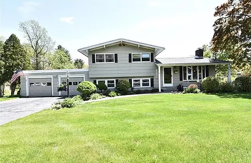 21 McDermott Cir Photo 1