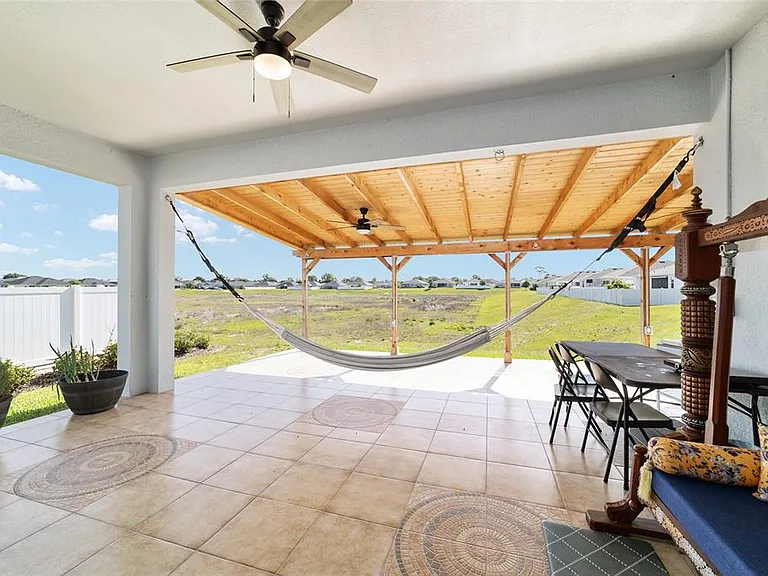 8521 SW 59th Ter — Photo 39