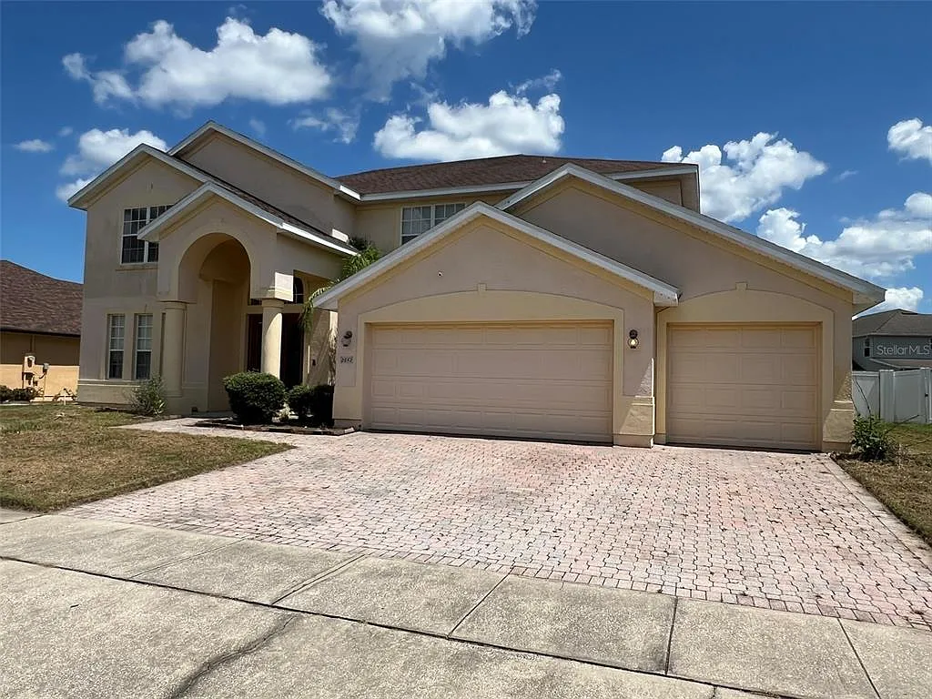 5 bed, 3.0 bath, 3387 sqft, $3,000 — Photo 1