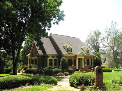 2300 Northbay Ct, Browns Summit, NC, 27214